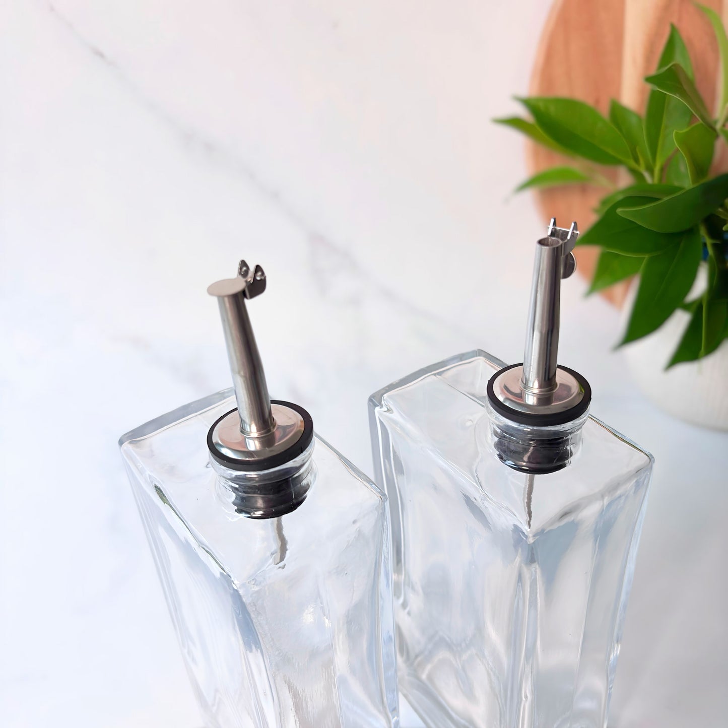 Glass Oil & Vinegar Bottle 2-Piece Set | Stainless Steel Nozzle | 500ml