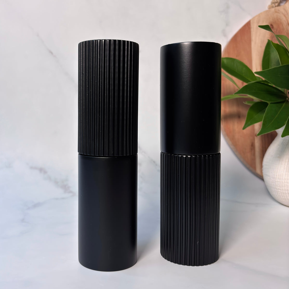 Ribbed Salt & Pepper Grinder Set